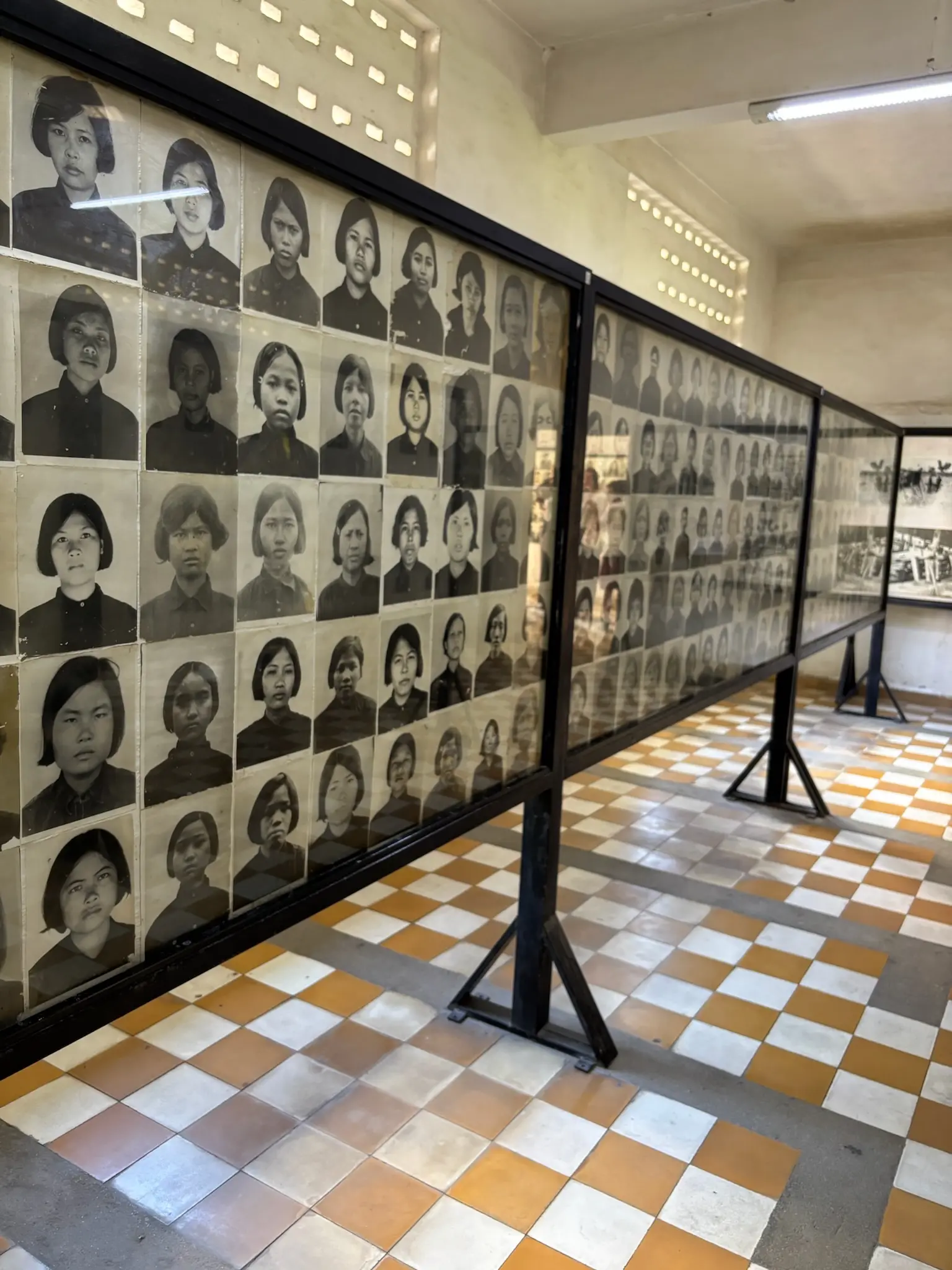 Phnom Penh Historical Remembrance Tour