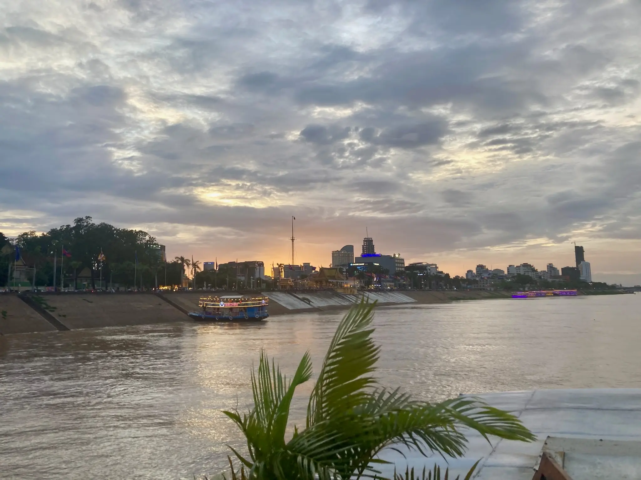 Phnom Penh by Night: Local Lights & Life